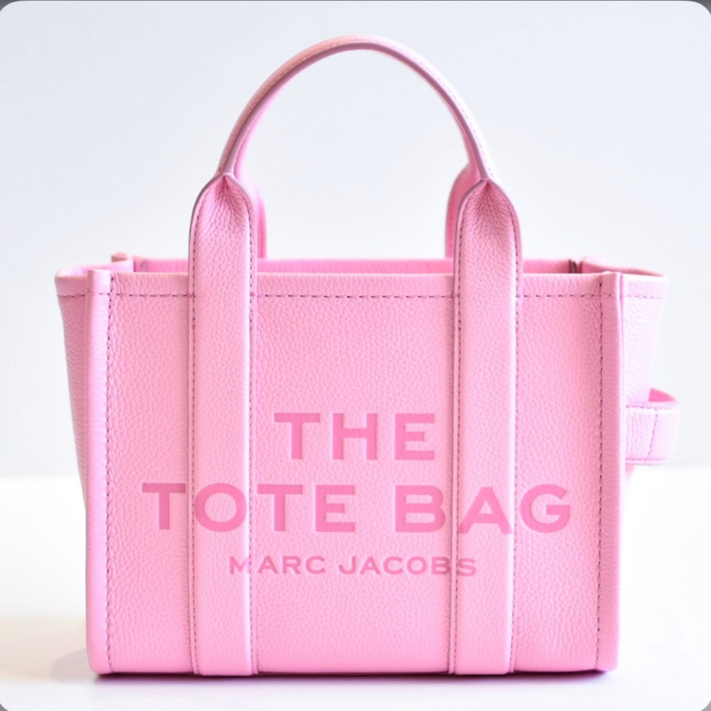 MARC JACOBS The Small Tote in Fluro Candy 🍬